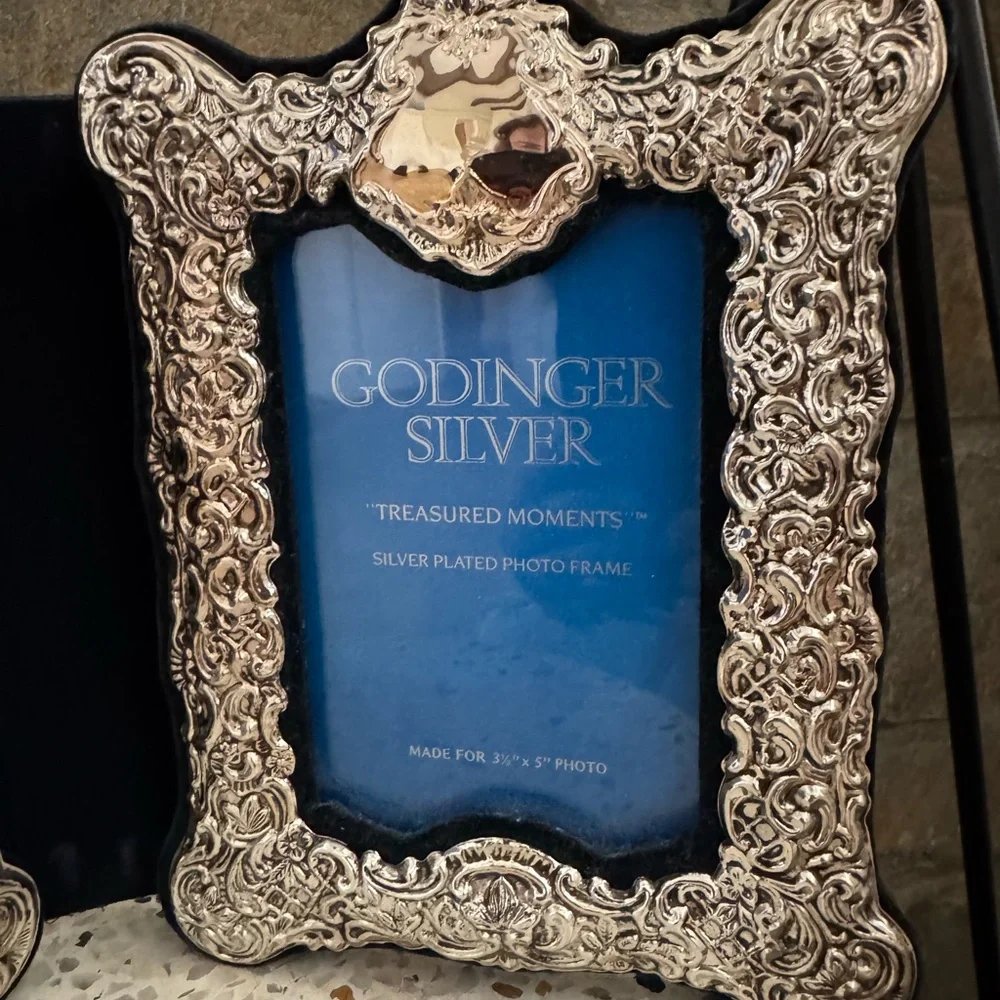 Godinger Dual Silver Plated Ornate Frame